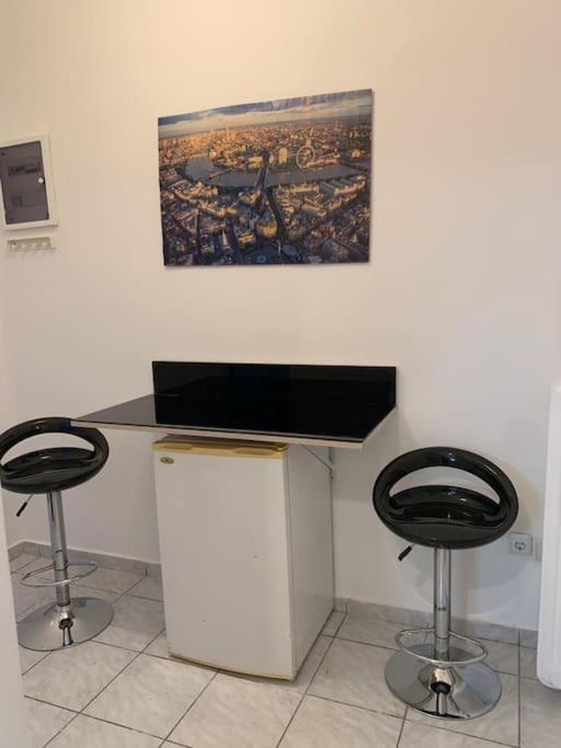 Athens Apartments For Rent Экстерьер фото